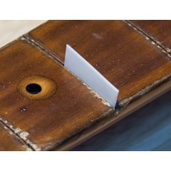 ผนังกั้นกาวร่อง Fret